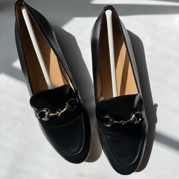 🖤NEW Black Leather Loafers Moccasins Metallic Buckle Size 10🖤 - Picture 7 of 9